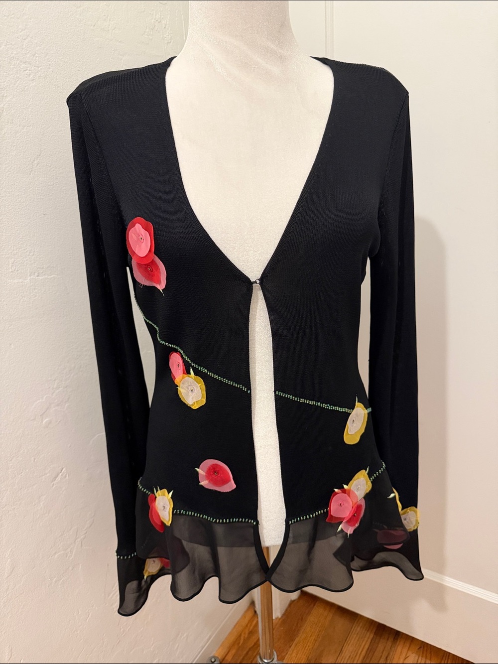 Lillie Rubin Cardigan Vintage 1980’s V-Neck Floral Appliqué Sweater Wedding